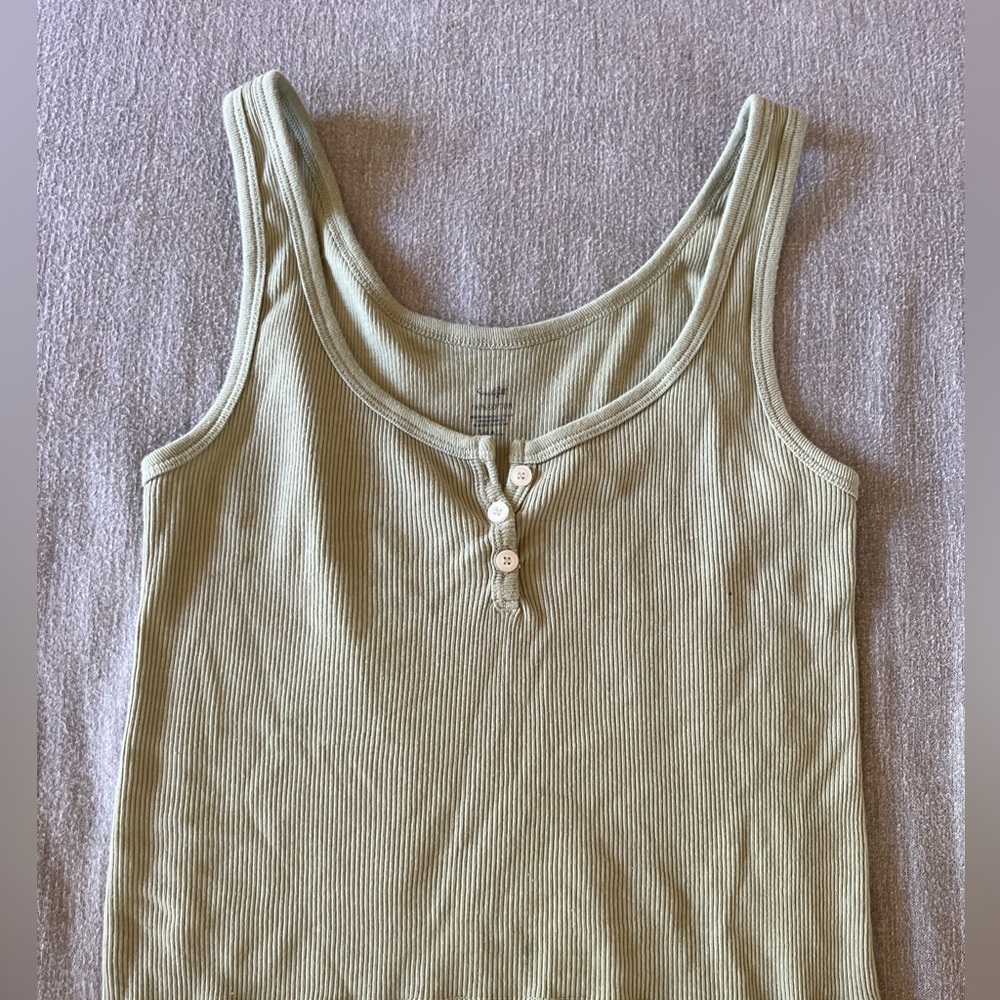 Brandy Melville Tank